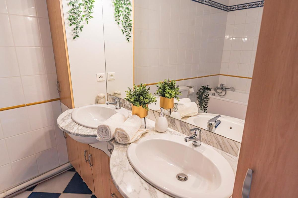 Bar A Bulles - Ancien Comptoir Transforme Villa Reims Eksteriør billede